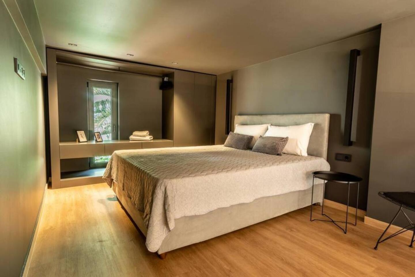 Loft M8 *